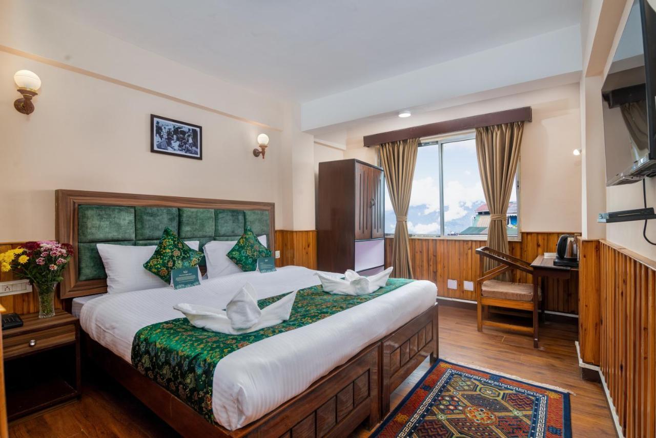 Muscatel Roma - 400 Mts From Mall Road Дарджилінг Екстер'єр фото